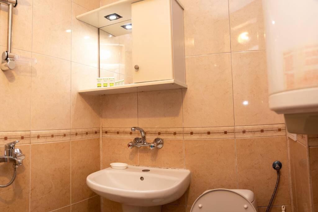 Convenient 1-Bedroom Flat Next To Harmanite Beach Sozopol Exterior photo